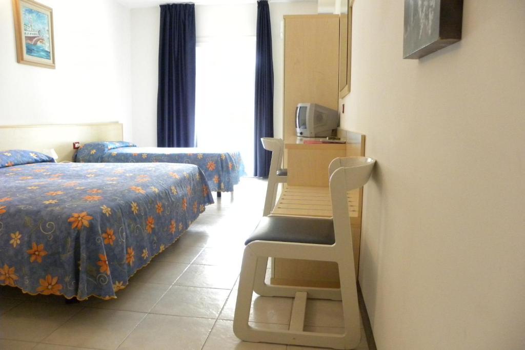 Hotel Santa Cruz Lignano Sabbiadoro Phòng bức ảnh