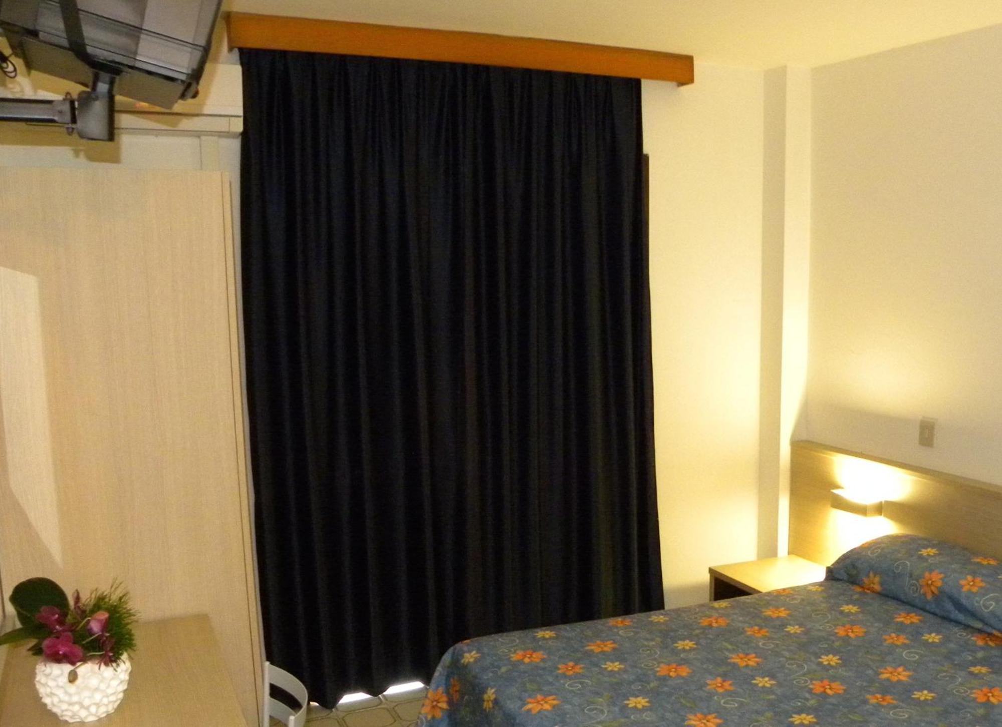 Hotel Santa Cruz Lignano Sabbiadoro Ngoại thất bức ảnh